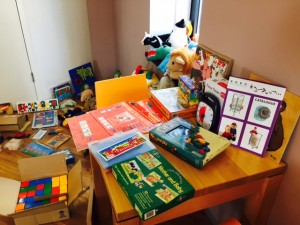 RoboToys donates Toys for the Ronald McDonald Home