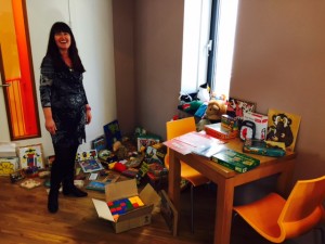 RoboToys donates Toys for the Ronald McDonald Home